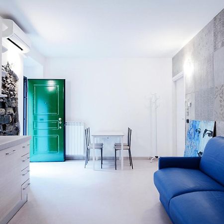 Blue Loft - The House Of Travelers Lägenhet Como Exteriör bild