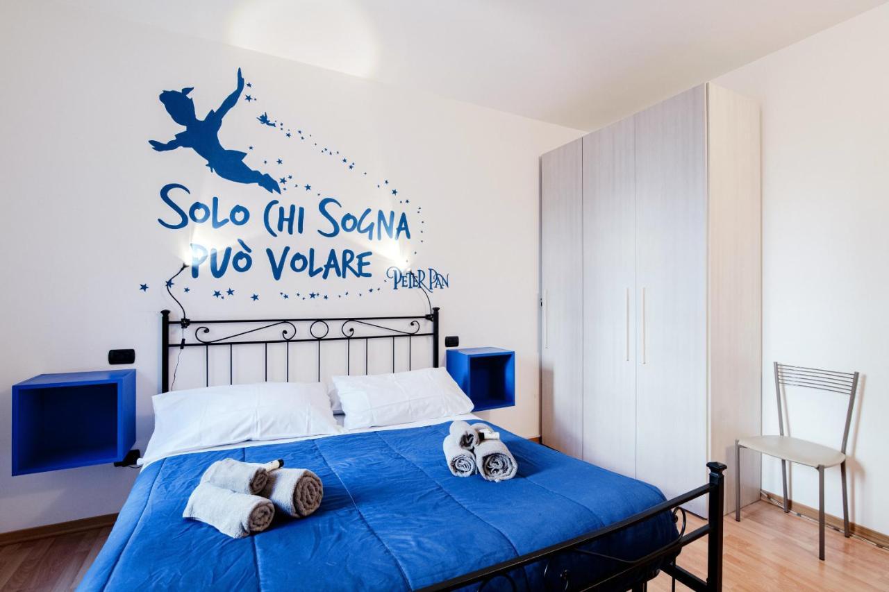 Blue Loft - The House Of Travelers Lägenhet Como Exteriör bild
