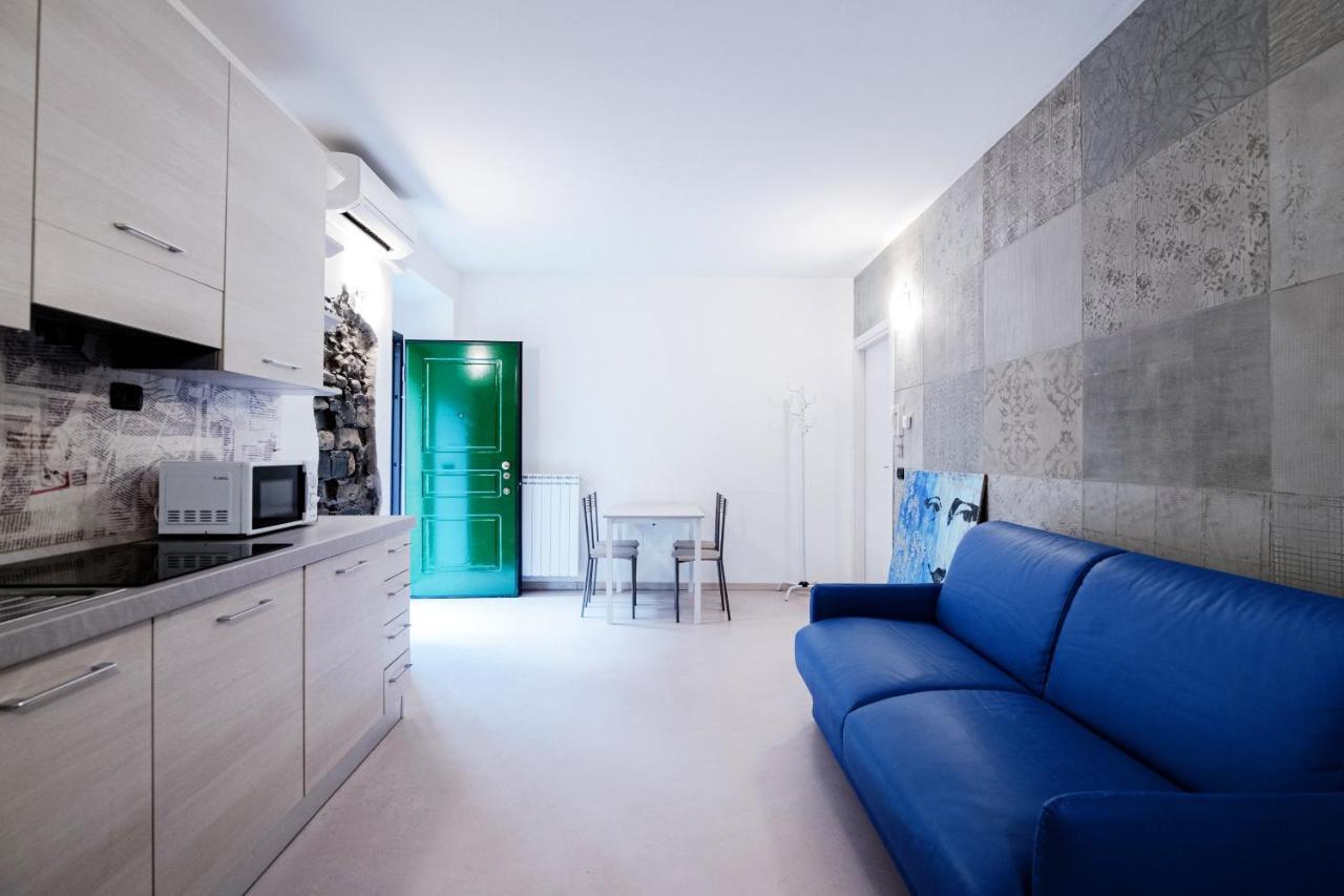 Blue Loft - The House Of Travelers Lägenhet Como Exteriör bild
