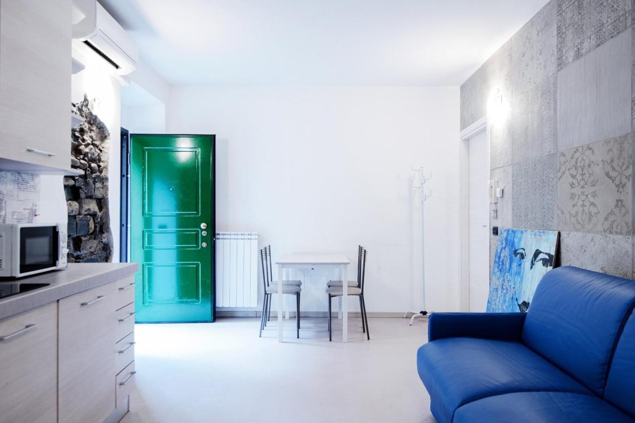 Blue Loft - The House Of Travelers Lägenhet Como Exteriör bild